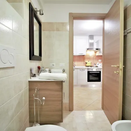Apartment Holidaycasa Marta-nuovo A Due Passi Dal Centro